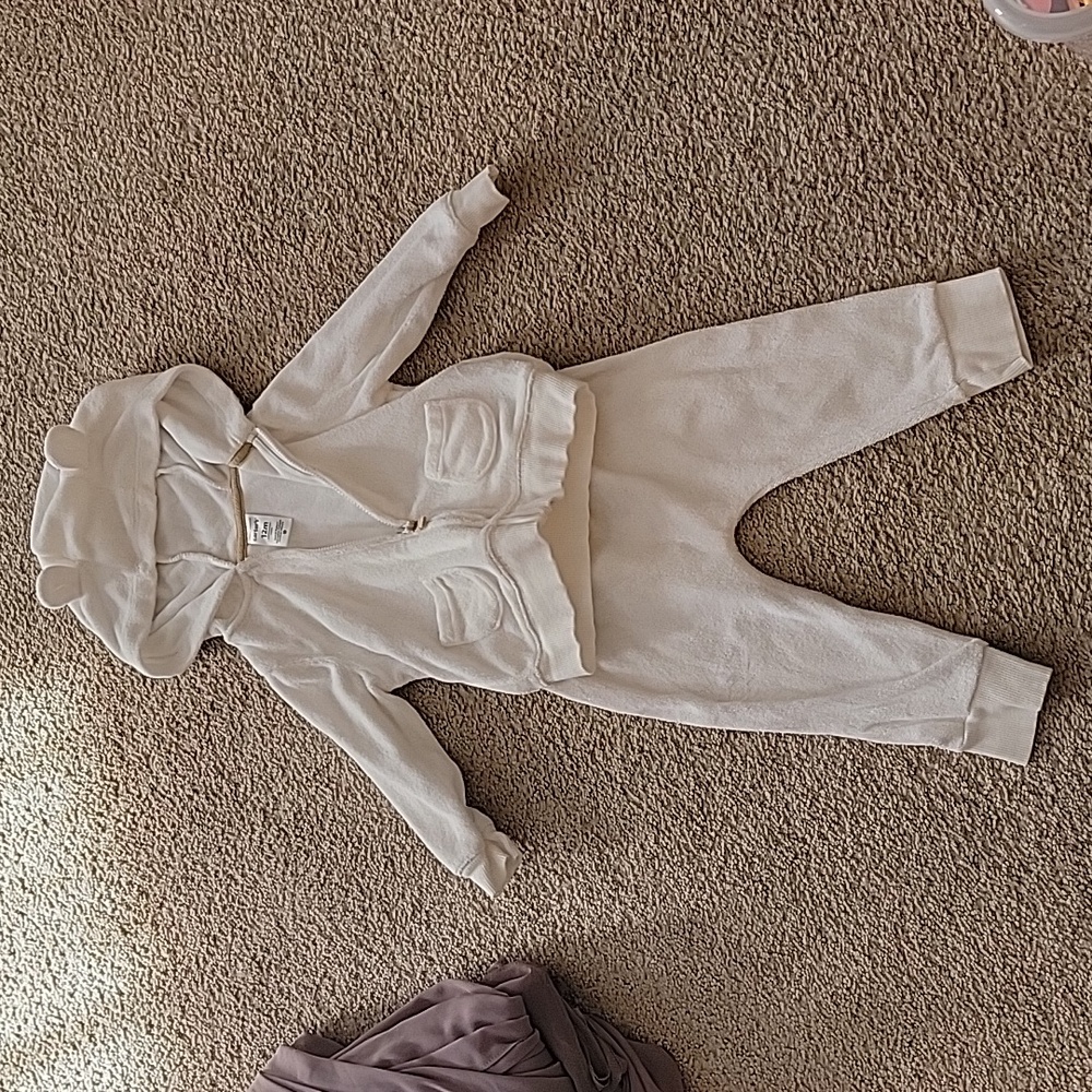 Carter's zip up outfit
